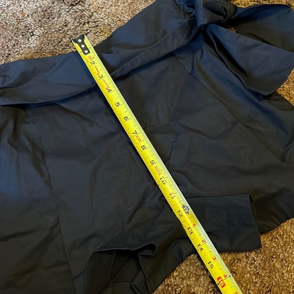 J. Crew Black Tie-Waist Shorts in Cotton Poplin Size 2 - Picture 7 of 9